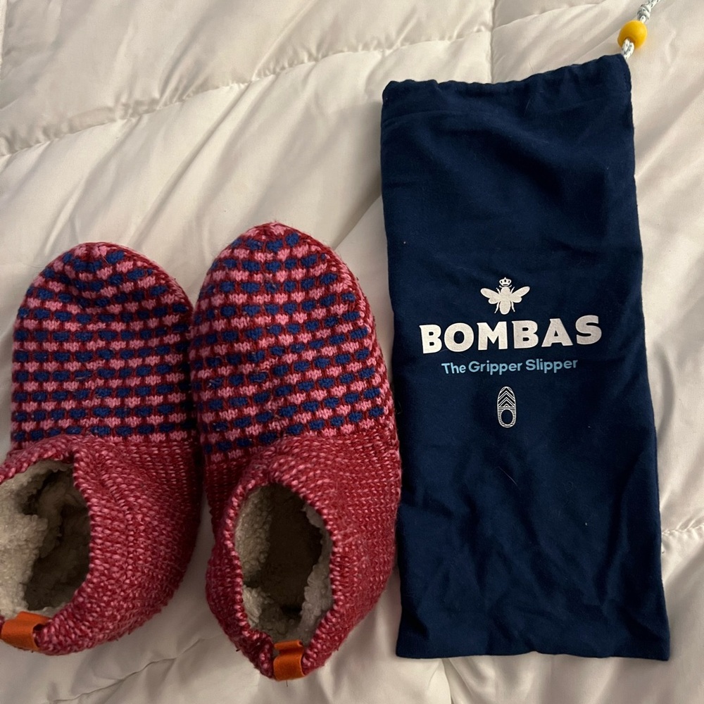 Bombas Red and Pink Gripper Slippers